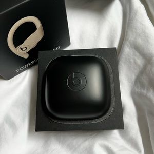 Powerbeats Pro